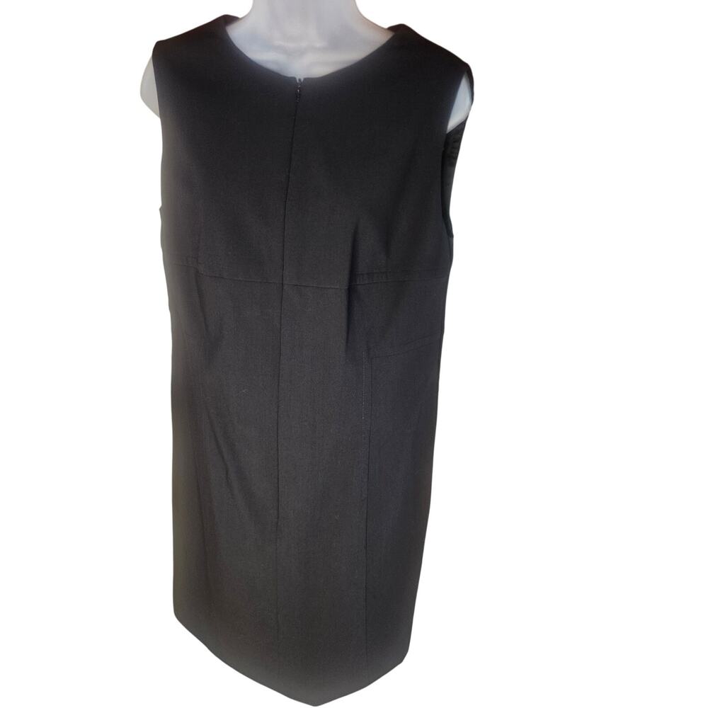 Akris Punto Black Shift Dress Sz L Lined Front Zip Up Above the Knee Lgth